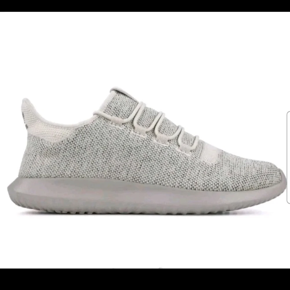 Adidas Unisex Tubular Shadow Streetwear Comfort Sneaker 6M 7.5 W